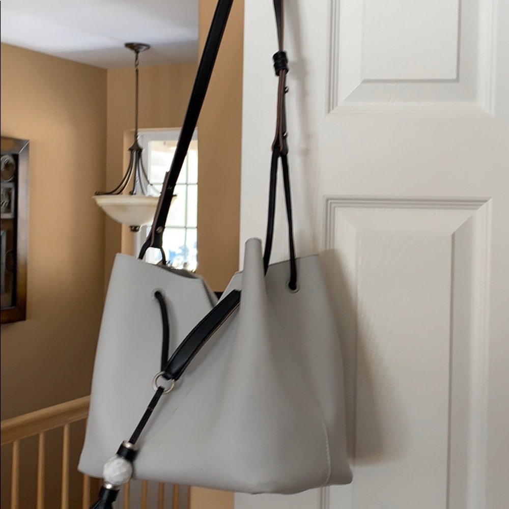 Shoulder Bag.